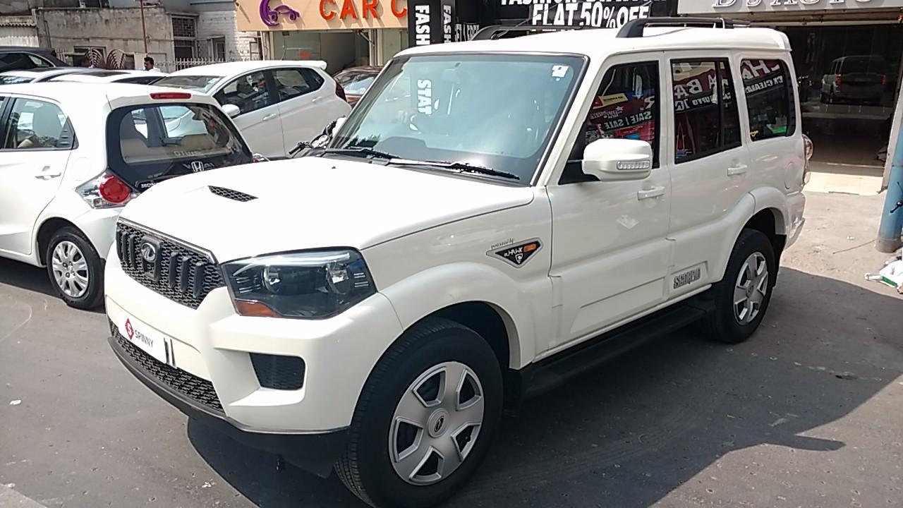 Used Mahindra Scorpio S6 Plus car in Ashok Vihar, Delhi for 11.50 Lakhs