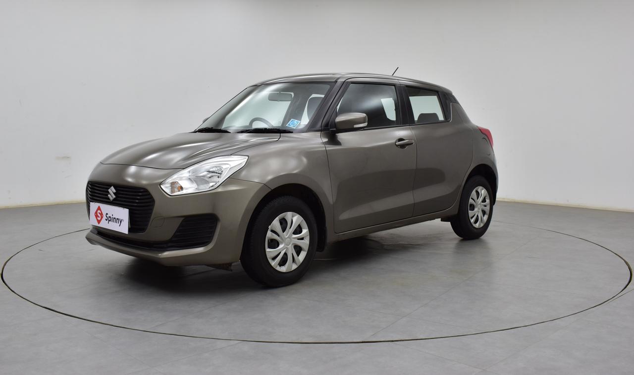 Used Maruti Suzuki Swift VXI AMT car in MG Road, Gurgaon for 5.99 Lakhs