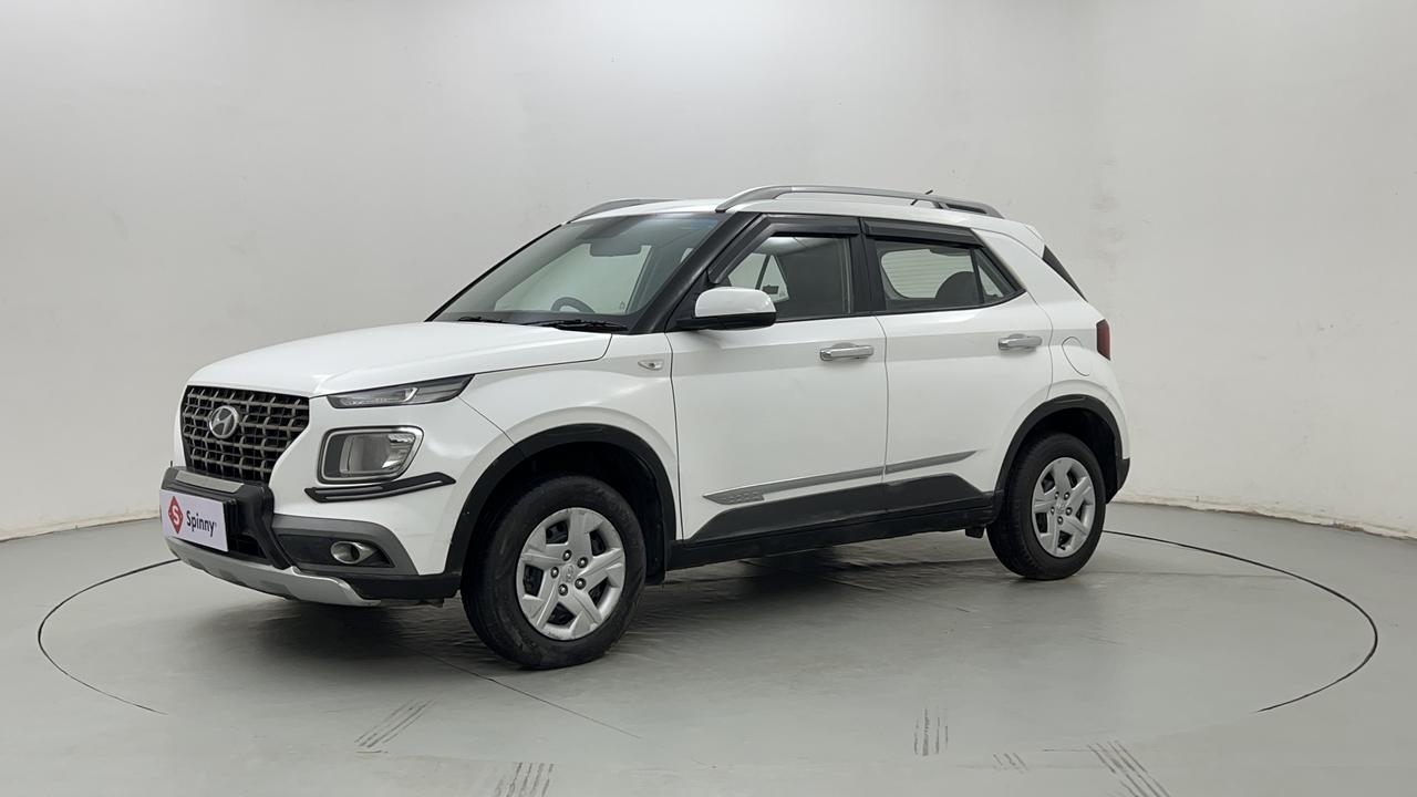 Used Hyundai Venue S 1.2 car in Sector29, Gurgaon for 7.89 Lakh
